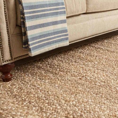 St Martin Gold rug in traditional living room