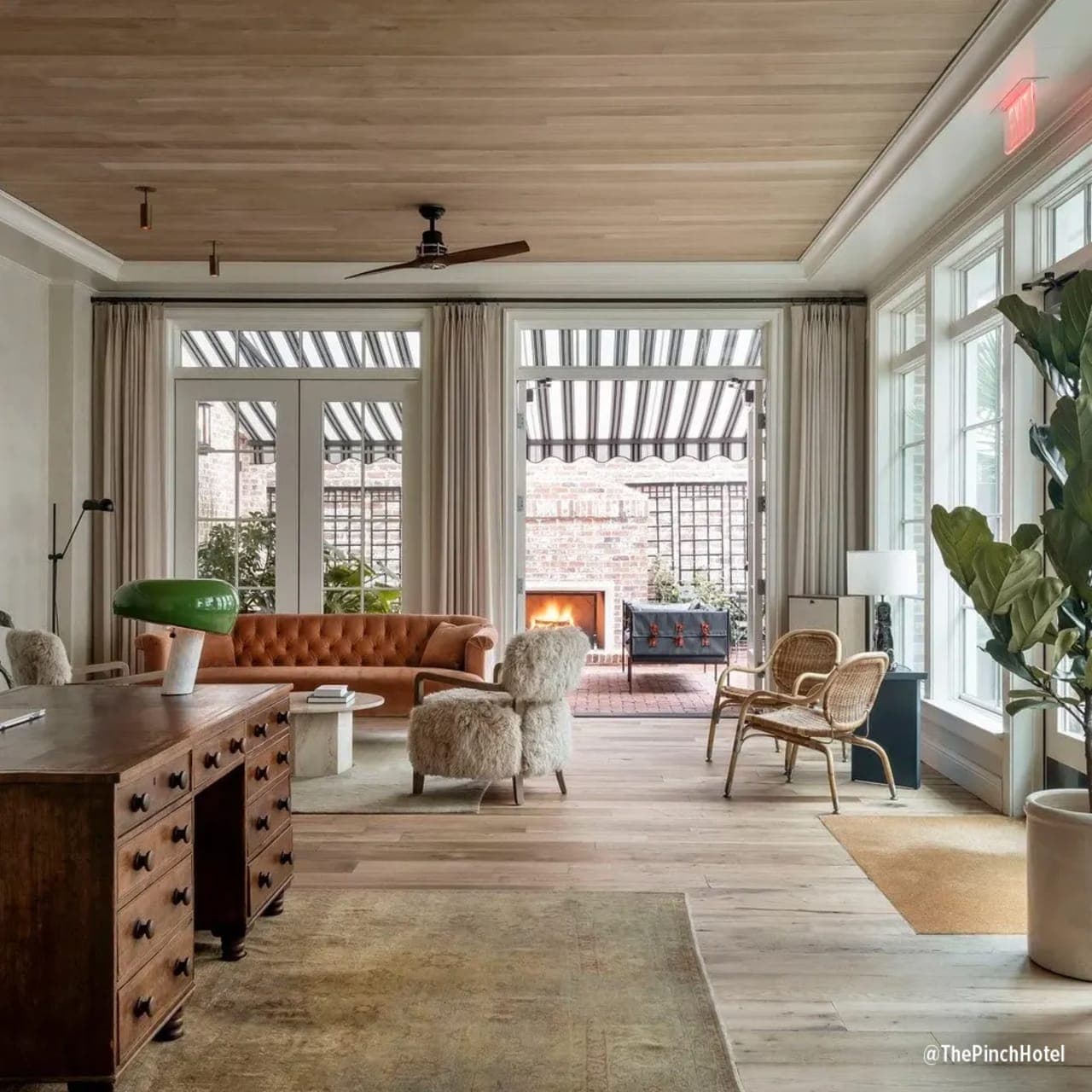 Lobby of Pinch Hotel