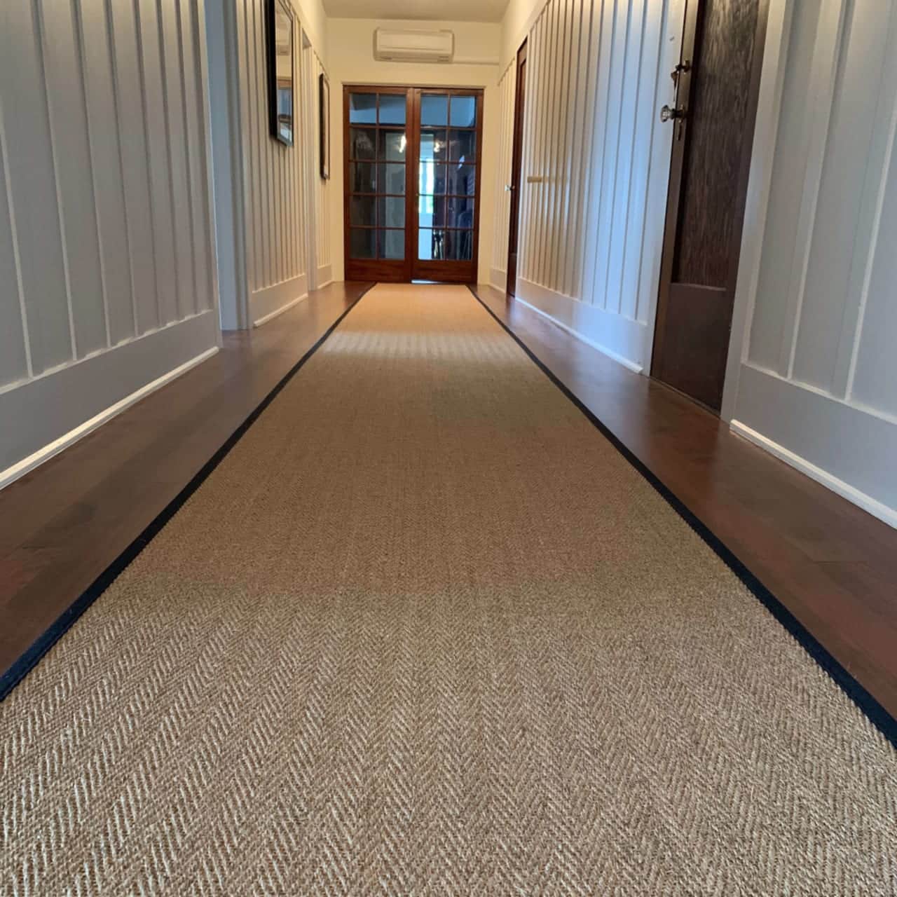 Astute | Lodge | Hallway Runner