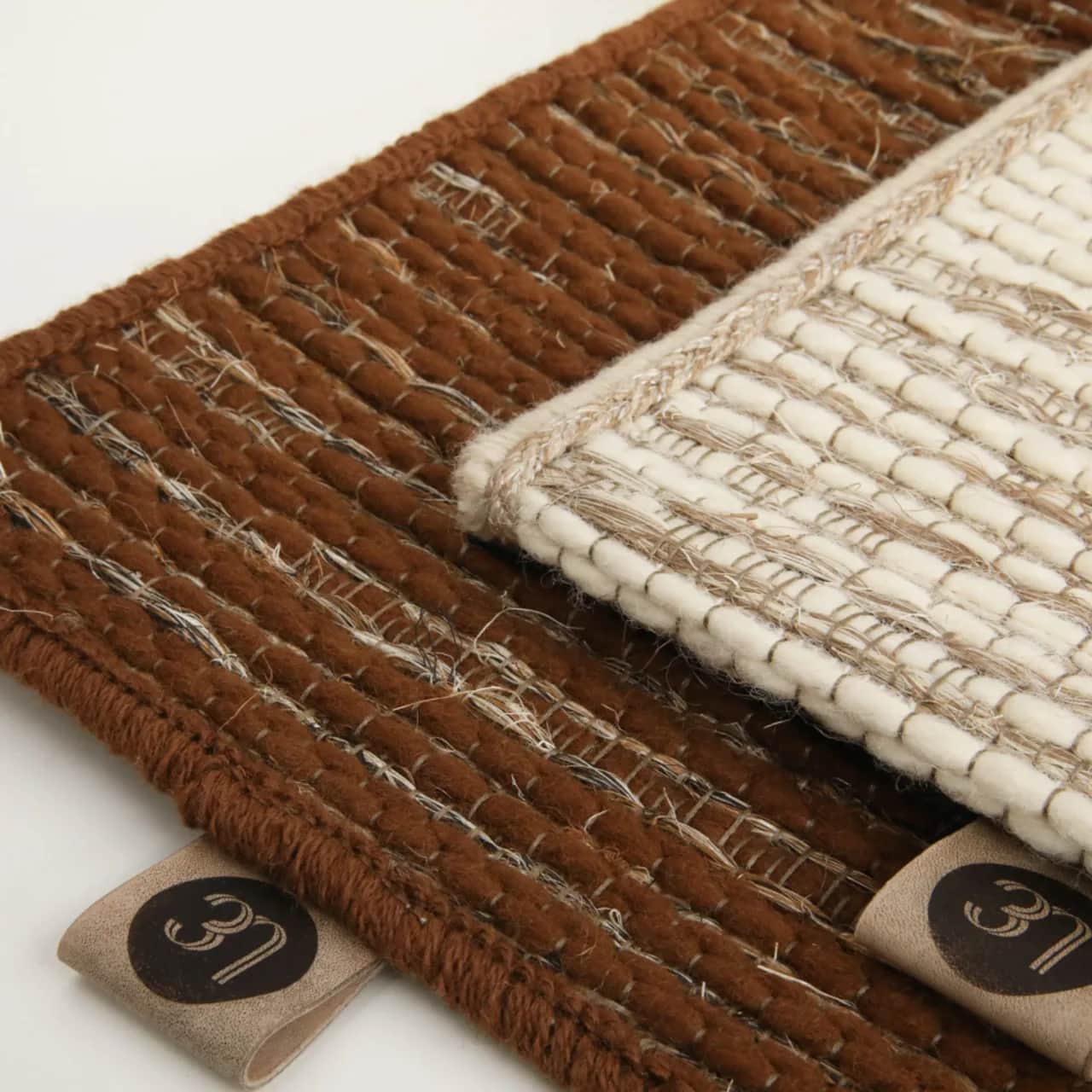 Sideline Border & Lux Border | Sisalana Cognac & White Dune