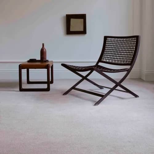 Chennai Sparrow wool carpet in wall-to-wall installation